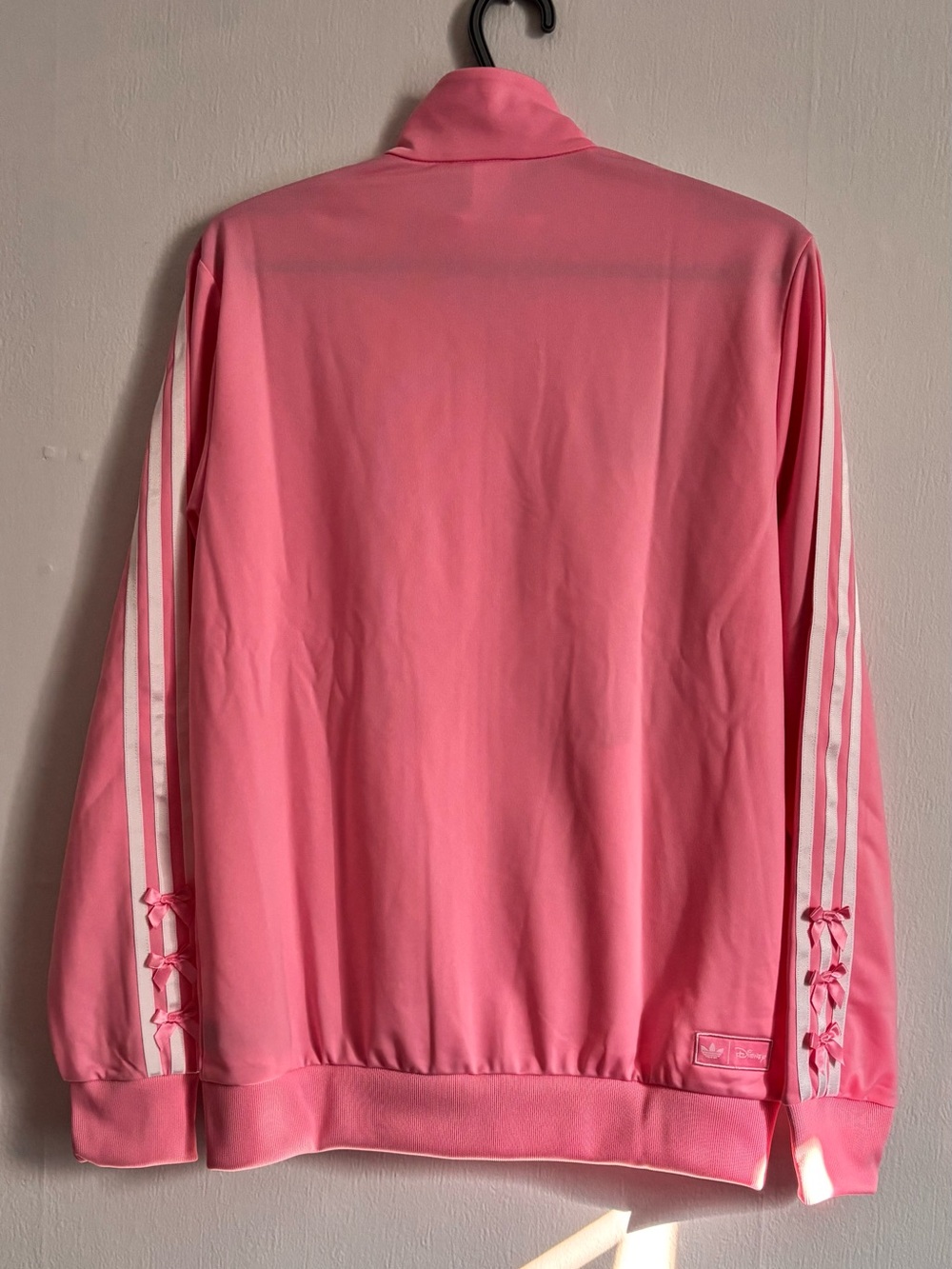 ✨ Wonderland Streetwear: Disney x Adidas Cheshire Cat Pink Track Jacket ✨ - Picture 6 of 7